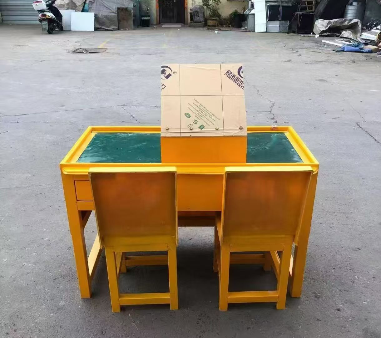 神木防静电导通桌井下煤矿火工品发放桌：危险品流转的安全守护者